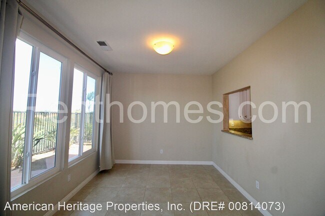 Foto del edificio - 3 br, 2.5 bath House - 11162 Caminito Rodar