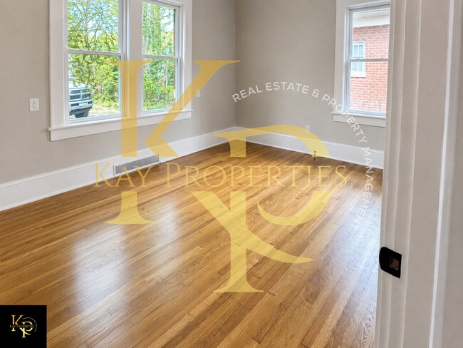 Foto del edificio - 817 Marigold St