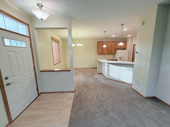 Foto del edificio - Spacious Bailey’s Arbor Townhome! 2BR + Bonus Living Room & Resort-Style Amenities!!