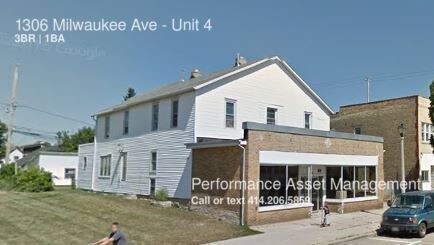 Building Photo - 1306 Milwaukee Ave