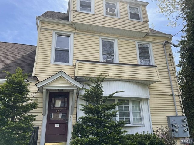 Primary Photo - 123 S Maple Ave