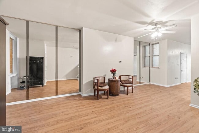 Building Photo - 614 Benson St