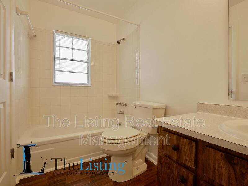 2305 KVille Ave, Auburndale, FL 33823 Condo for Rent in Auburndale