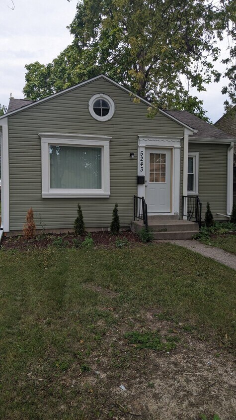 Primary Photo - 2 Bedroom Single Family