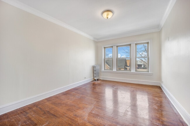 Foto del edificio - 2749 N Kilbourn Ave