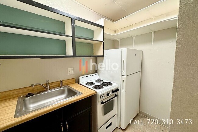 Foto del edificio - 1372 Zephyr St