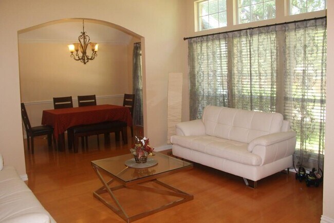 Foto del edificio - 4116 Eastleigh Dr
