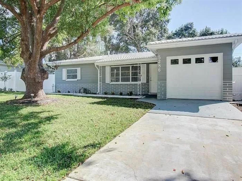 Primary Photo - 5286 28th Ave N