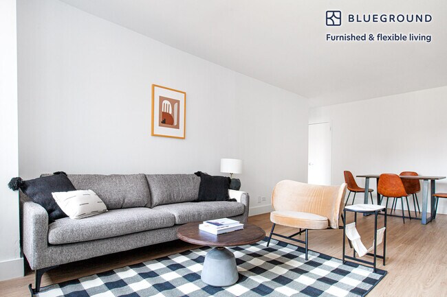 Foto del edificio - 240 E 27th St