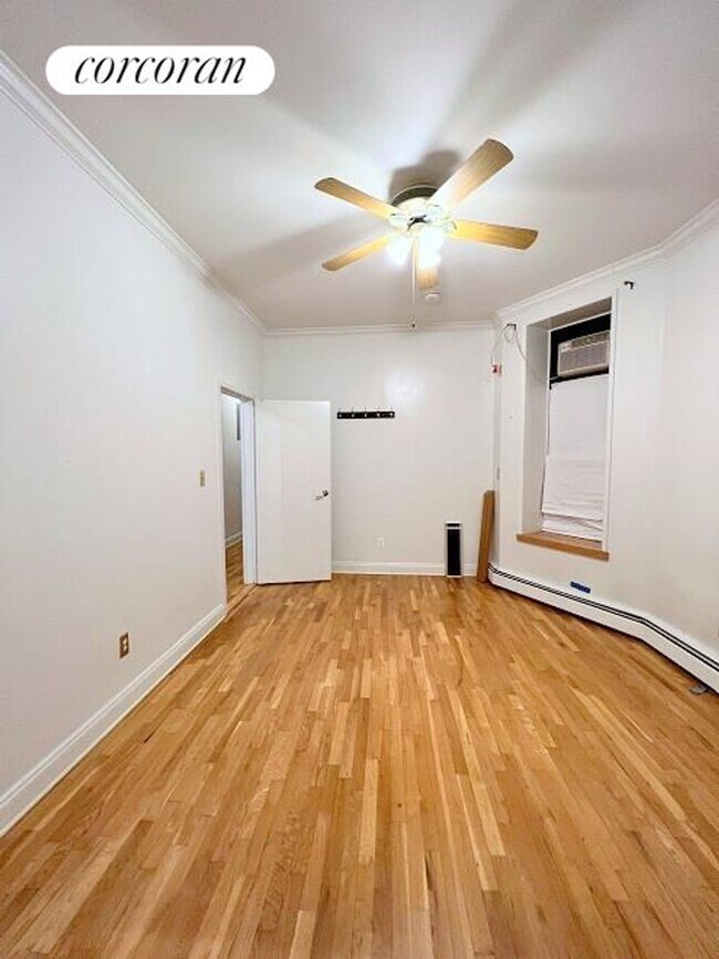 Foto del edificio - 5 W 107th St