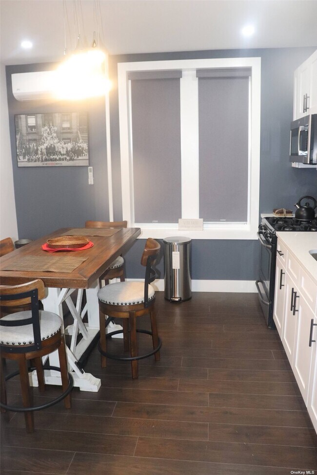 Foto del edificio - 157 E 95th St
