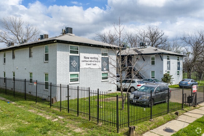 Building Photo - Caldwell Courts