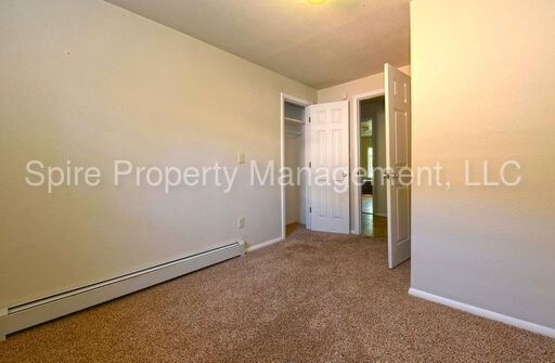 Foto del edificio - 1418 Mapleton Ave