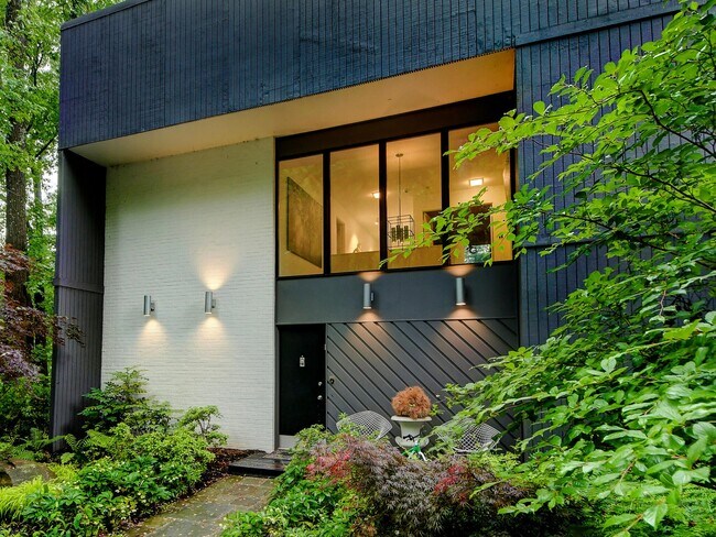 Foto del edificio - 1 Cliffdweller Ct