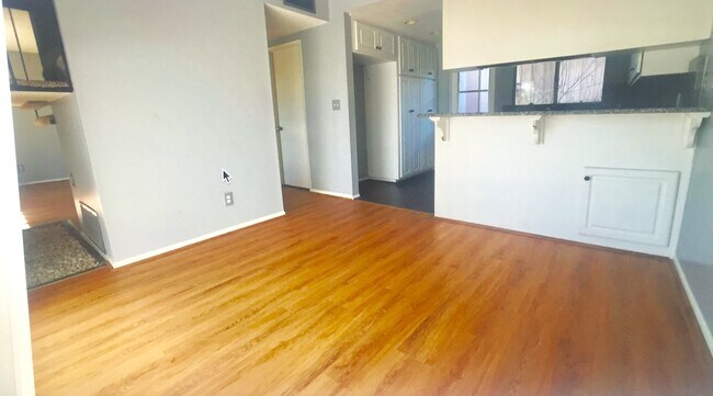 ÁREA DE COMEDOR - 14273 E Sage St