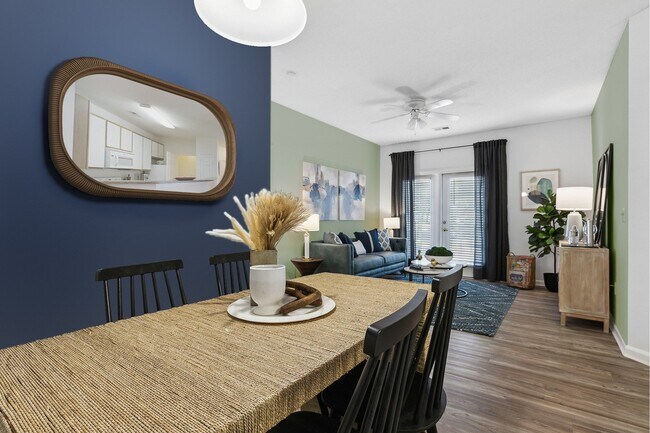 Foto del edificio - Views at River Bend