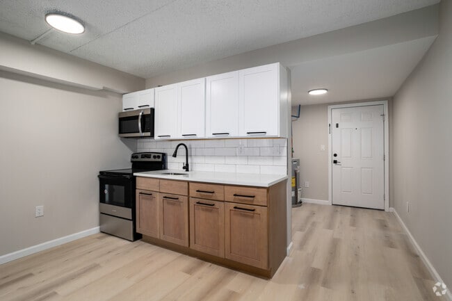 Interior Photo - Harbor Apartments