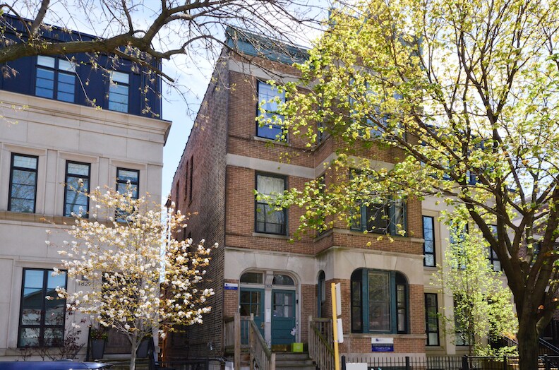 Foto principal - 1825 N Bissell St