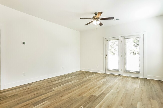 Foto del edificio - 1425 Feldspar Ct