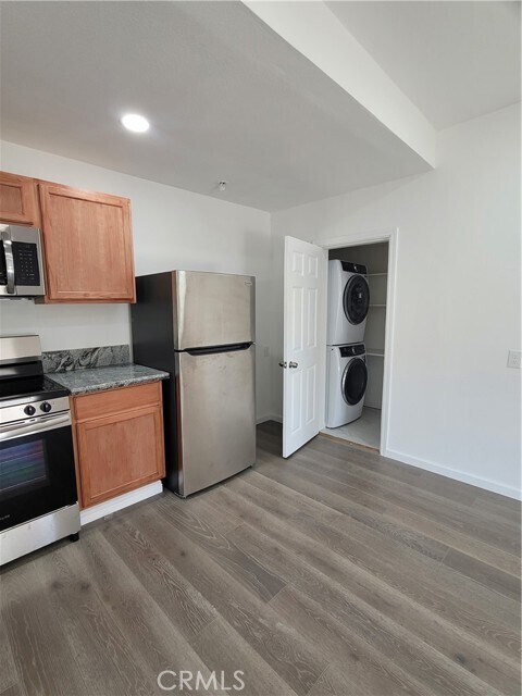 Foto del edificio - 22480 Grand Ave
