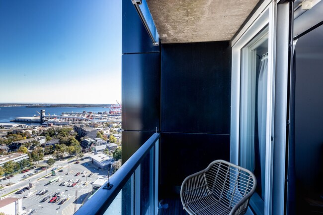 Photo du bâtiment - 5633-5633 Fenwick St