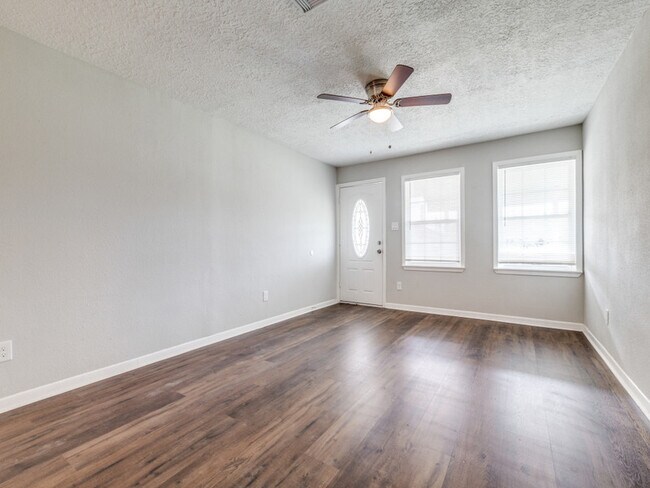 Foto del edificio - 411 Gober St