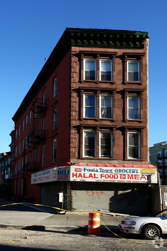 Primary Photo - 1183 Fulton St