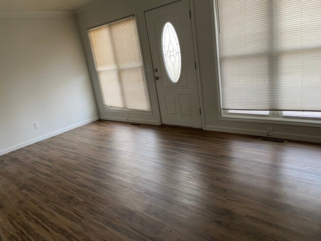 Building Photo - 20 Kimbell Ct