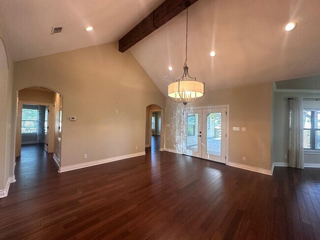 Foto del edificio - 104 Swan Ct