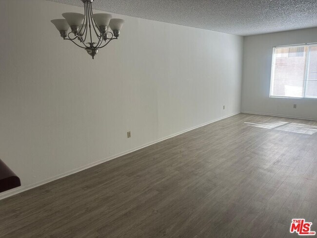 Foto del edificio - 3600 Bagley Ave