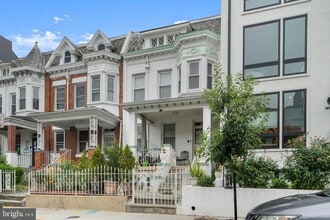 Building Photo - 1416 Meridian Pl NW