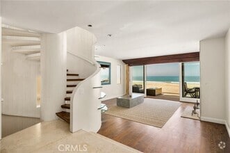 Building Photo - 87 Surfside Ave.