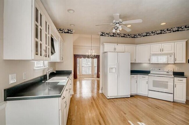 Building Photo - 6640 Sugar Valley Dr, Nashville, TN, 37211