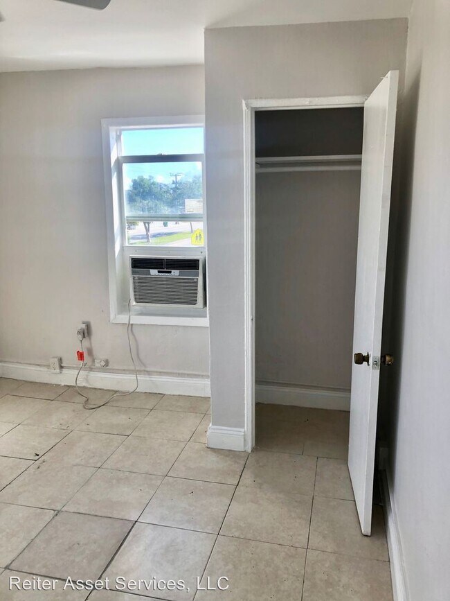 Foto del edificio - 1186 NW 103rd St