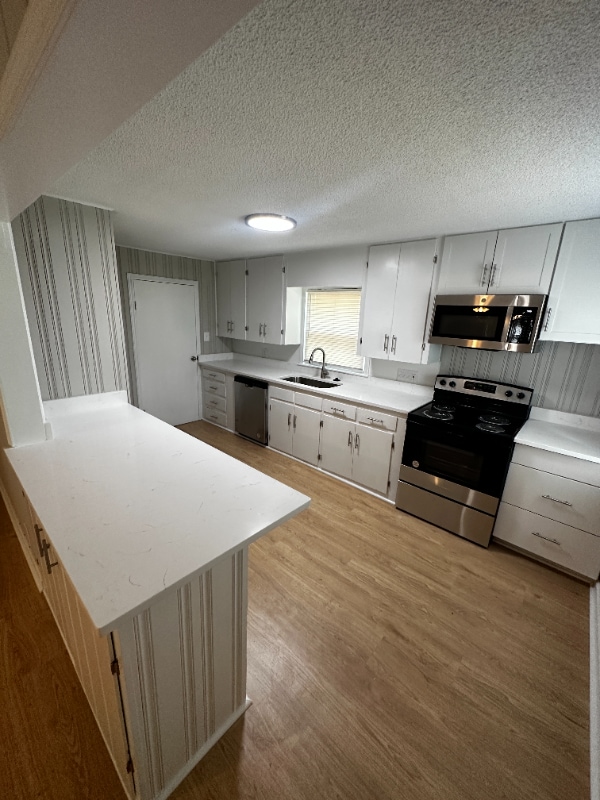 Foto del edificio - 6328 Robinhood Rd