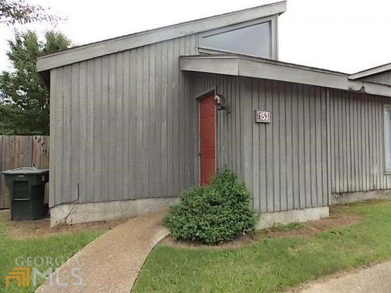 Primary Photo - 153 Valley Rd