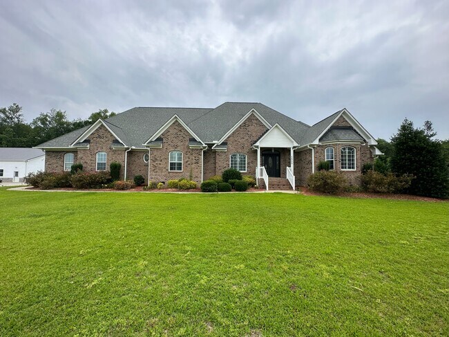 Foto del edificio - 3900 Speight Seed Farm Rd