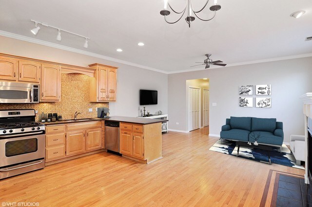 Foto del edificio - 1546 N Bosworth Ave