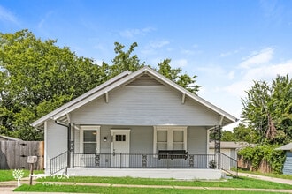Building Photo - 302 W Dabney St