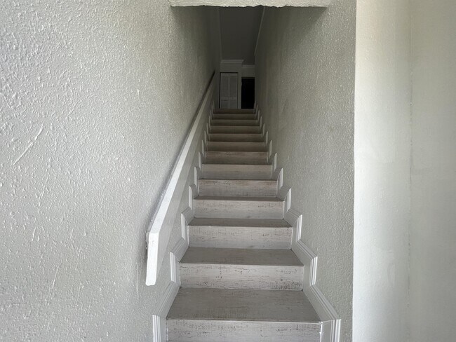 Building Photo - 15260 SW 80th St