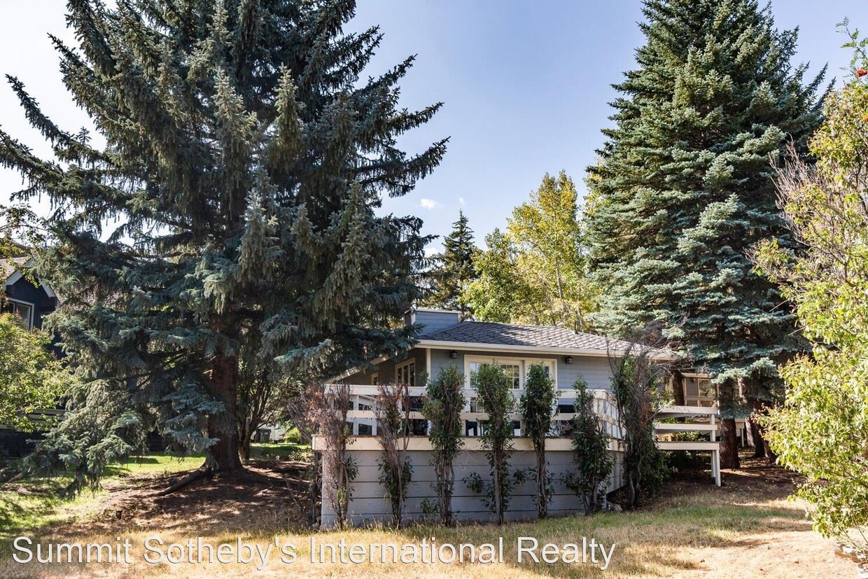 Primary Photo - 2 br, 2 bath House - 2164 Three Kings Cour...