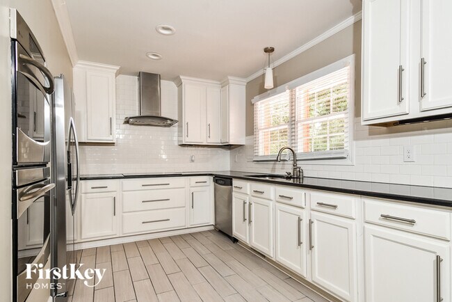 Foto del edificio - 106 Brookberry Dr