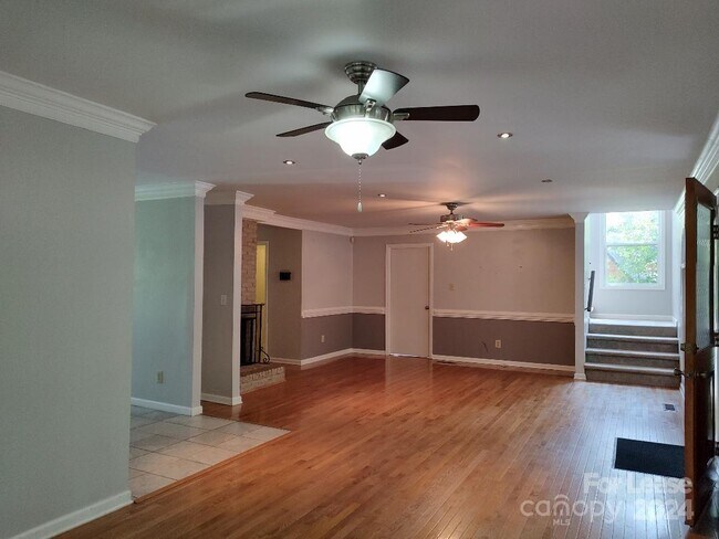 Foto del edificio - 411 Lake Wylie Rd