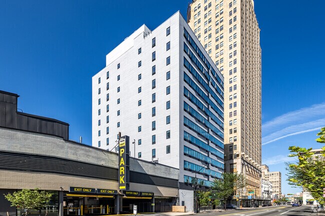 Foto del edificio - The Mercer