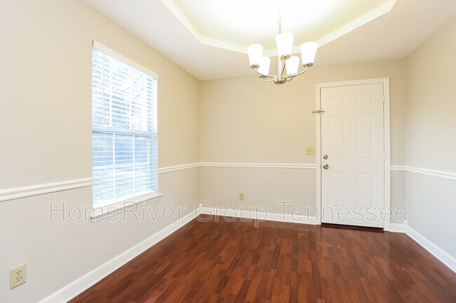 Building Photo - 302 Vernon Traylor Dr