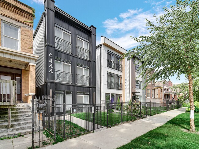 Foto del edificio - 6444 S Evans Ave