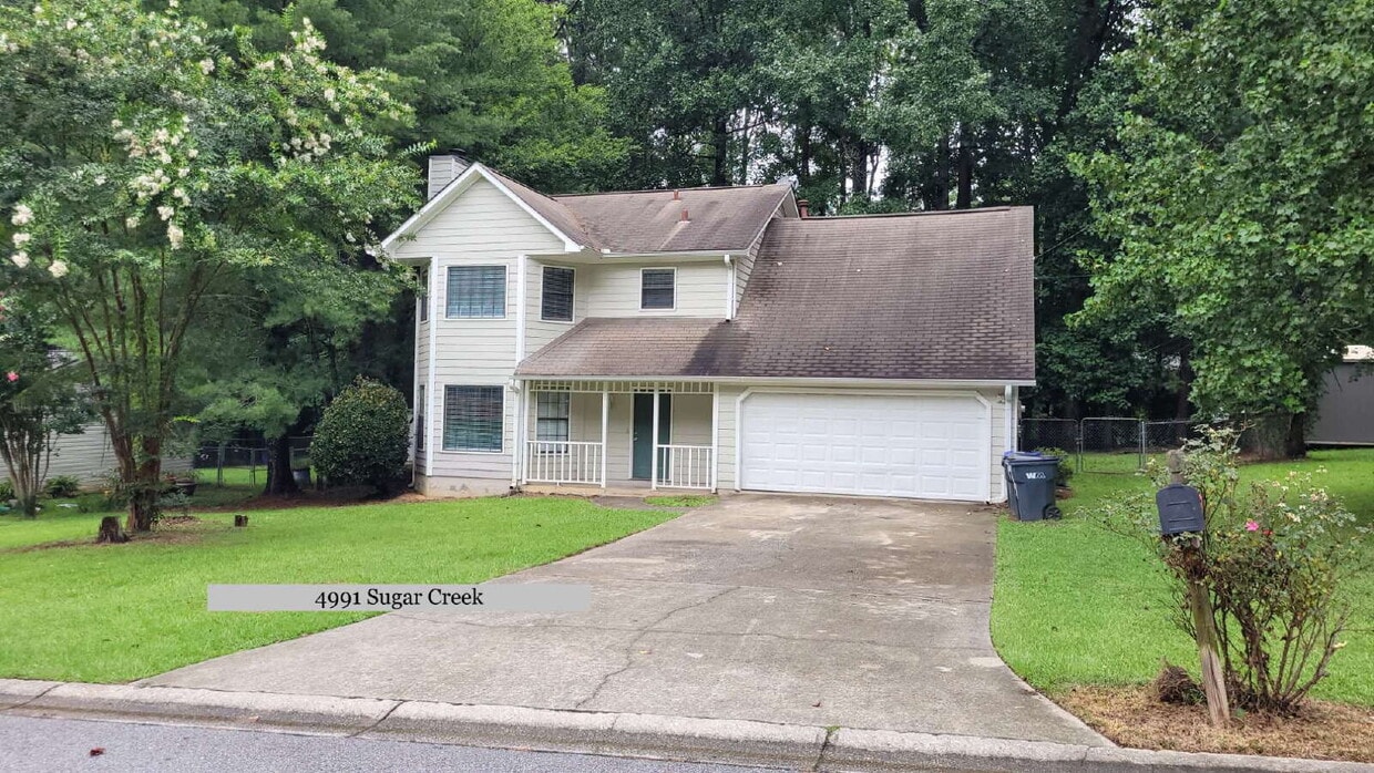 Spacious 4 Bed / 2.5 Bath home, only a mil... - Spacious 4 Bed / 2.5 Bath home, only a mil...