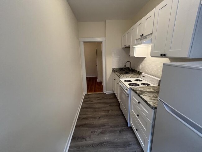 Building Photo - 1 bedroom in Boston MA 02134