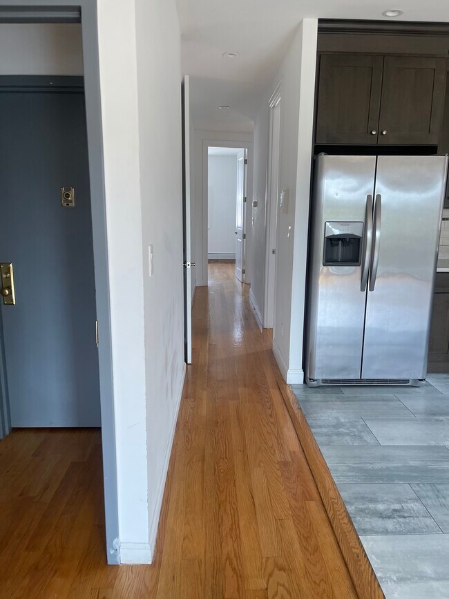 Foto del edificio - 8727 19th Ave