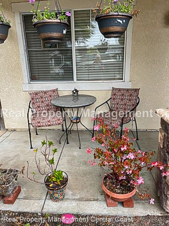 Building Photo - 4 br, 2 bath House - 1457 Cedar Street
